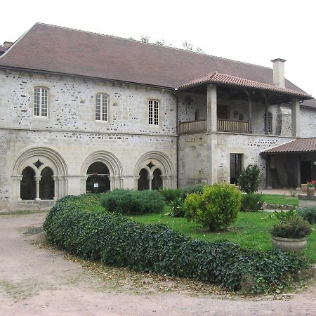 Abbaye Saint Gilbert Bed & Breakfast Exterior photo
